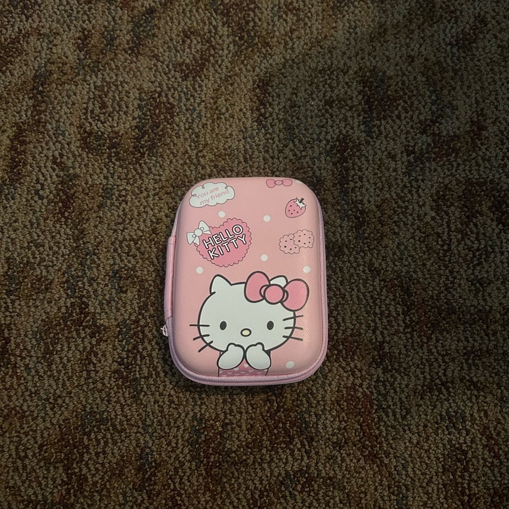 Hello Kitty accessories case